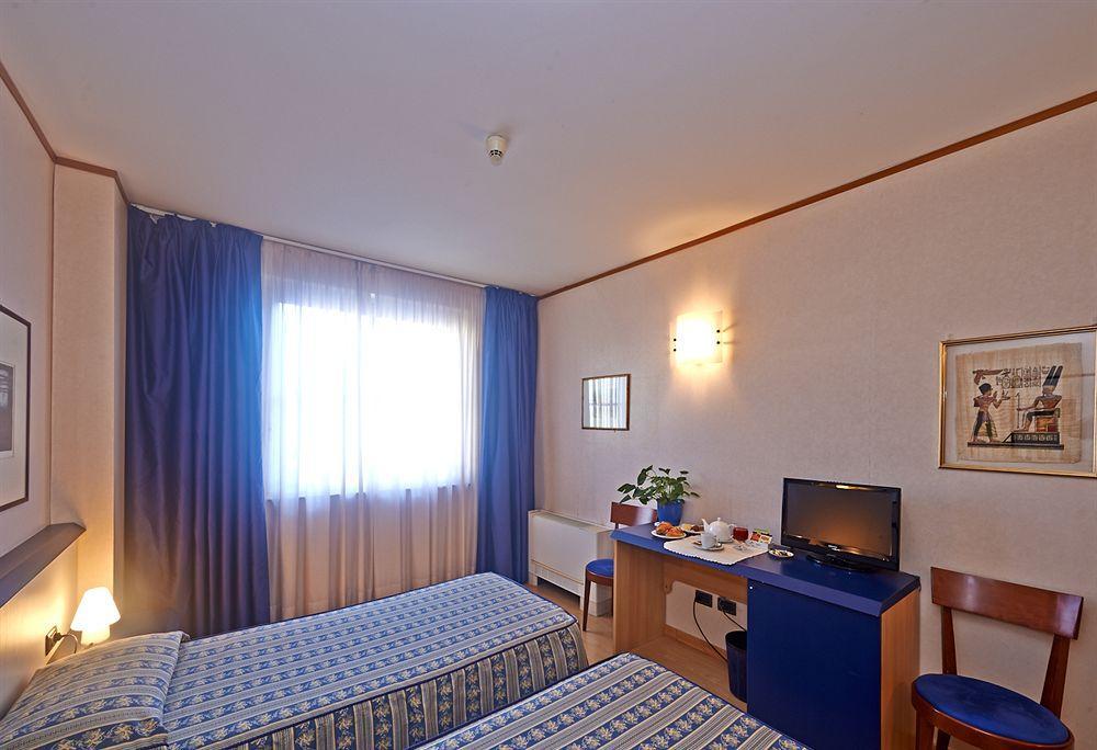 Hotel Alberi Lecco Exteriér fotografie