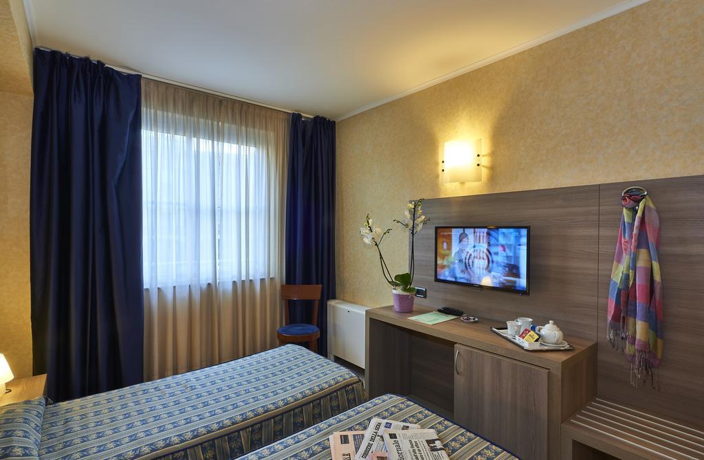 Hotel Alberi Lecco Exteriér fotografie