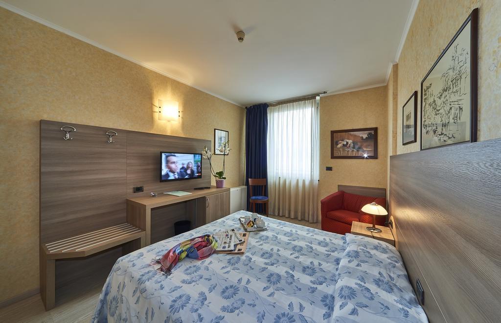 Hotel Alberi Lecco Exteriér fotografie